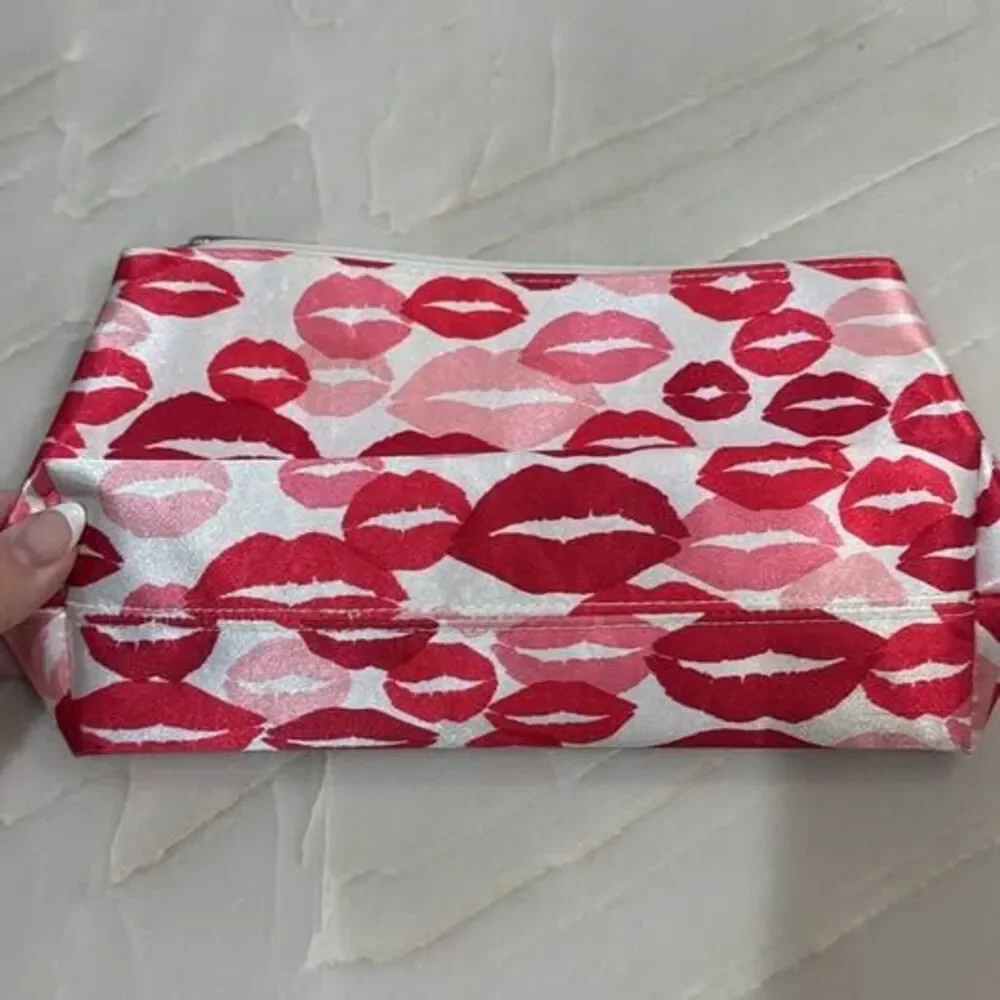 Red and Pink Lips Print Makeup Bag
